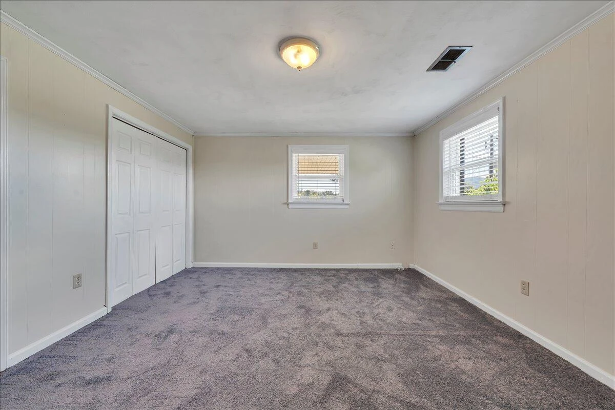 866 Peyton ST - Photo 31