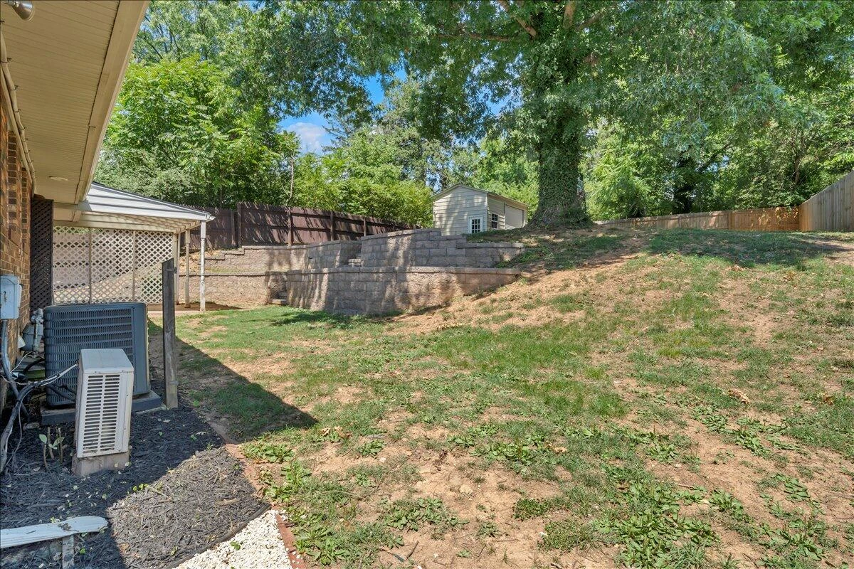 866 Peyton ST - Photo 37