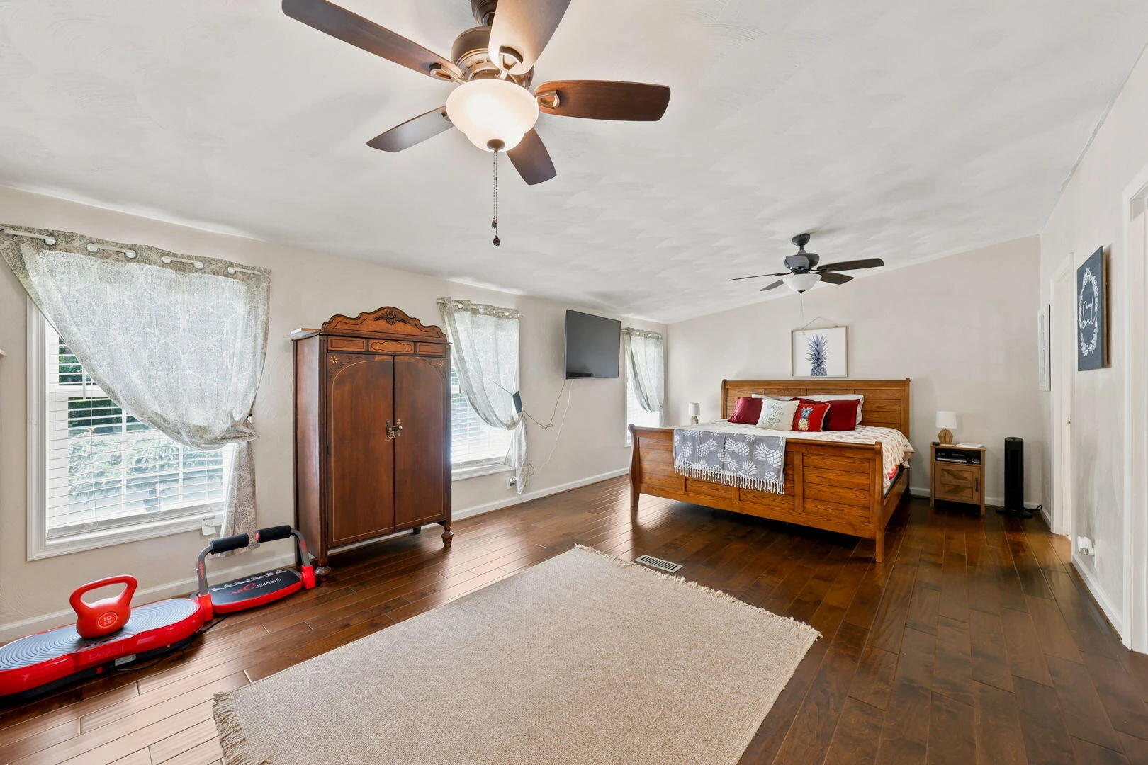 307 Meadow Creek DR - Photo 10