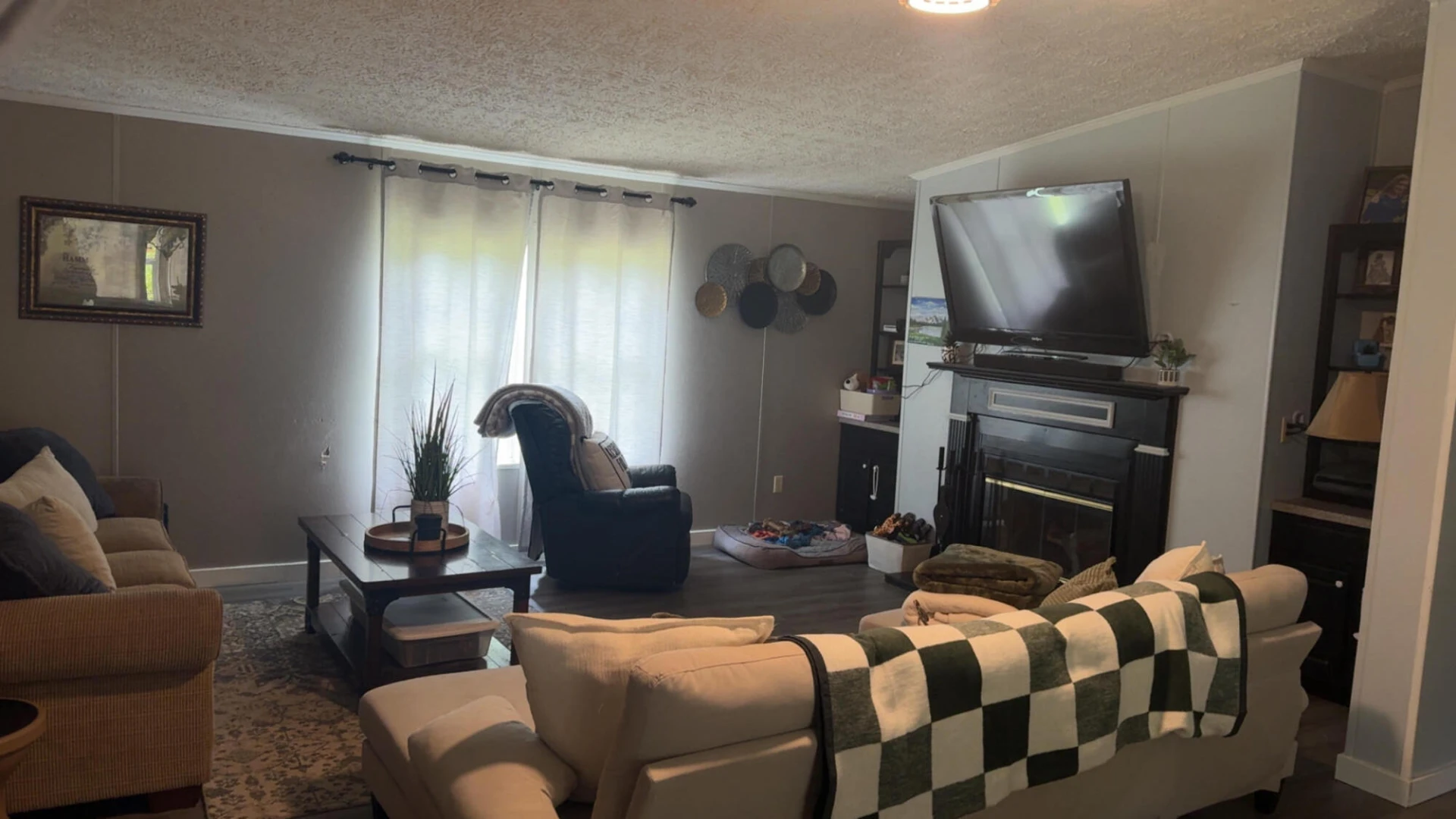 1140 Hayward DR - Photo 9