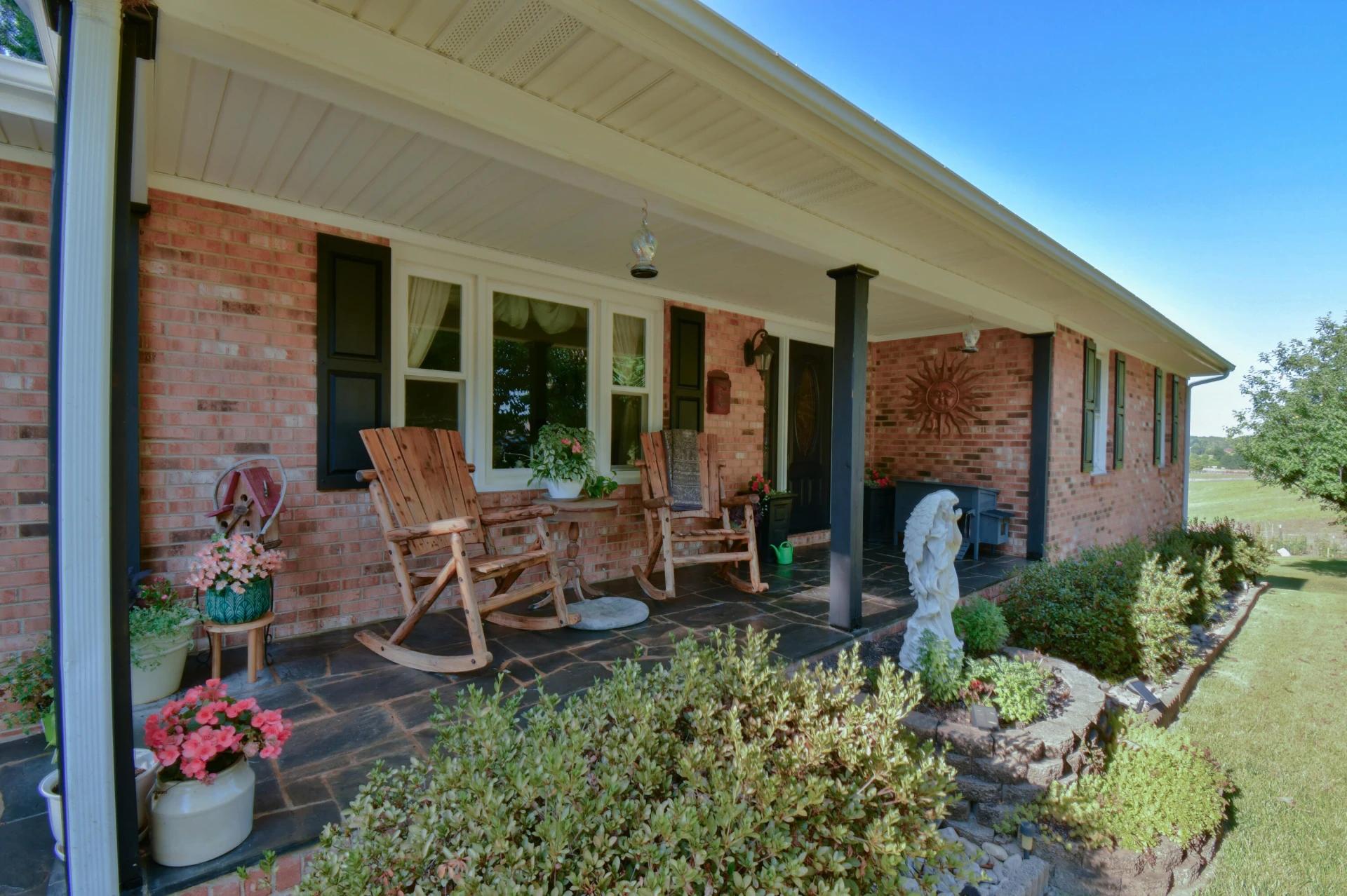6481 Stewartsville RD - Photo 3