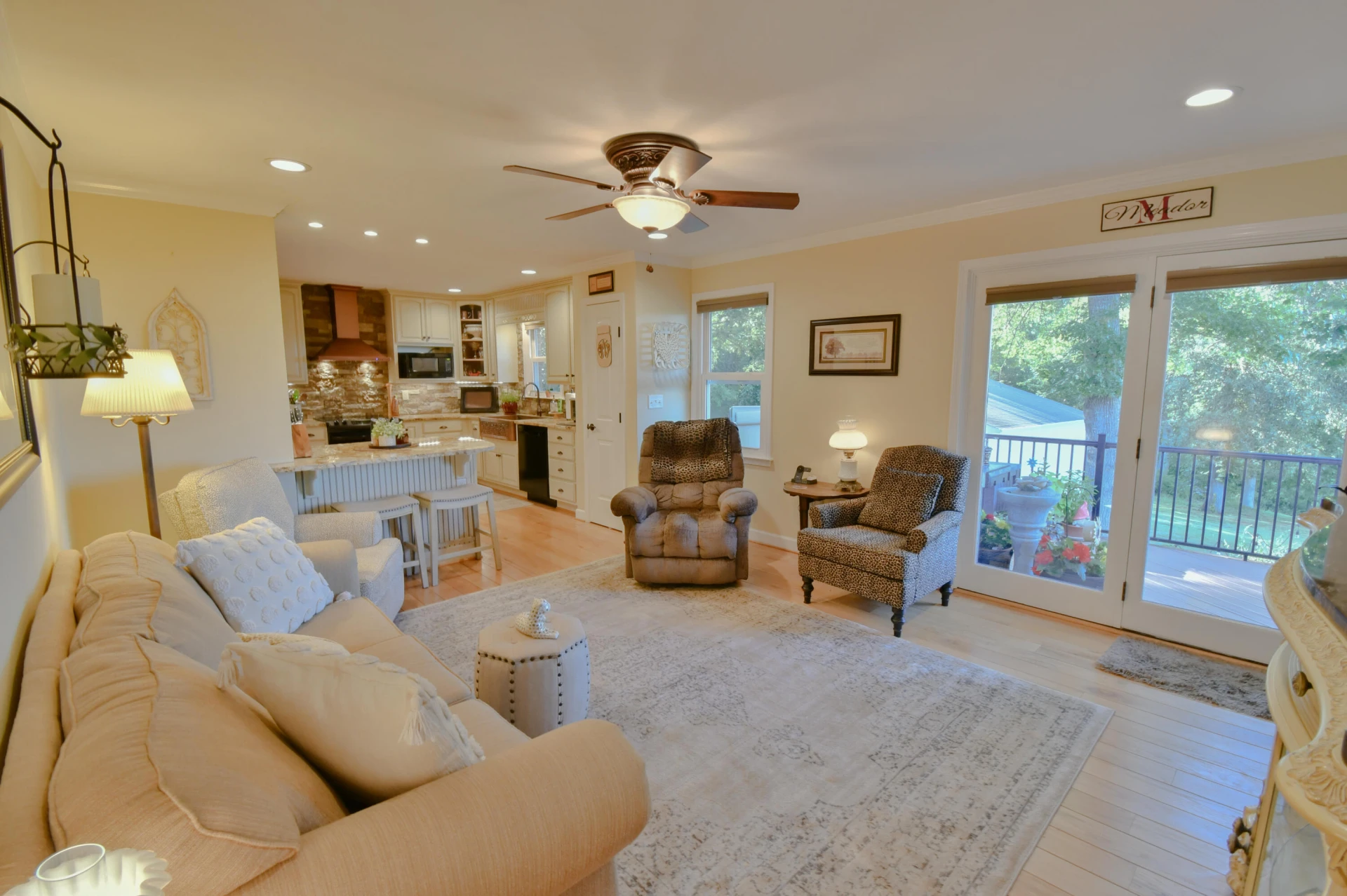 6481 Stewartsville RD - Photo 9