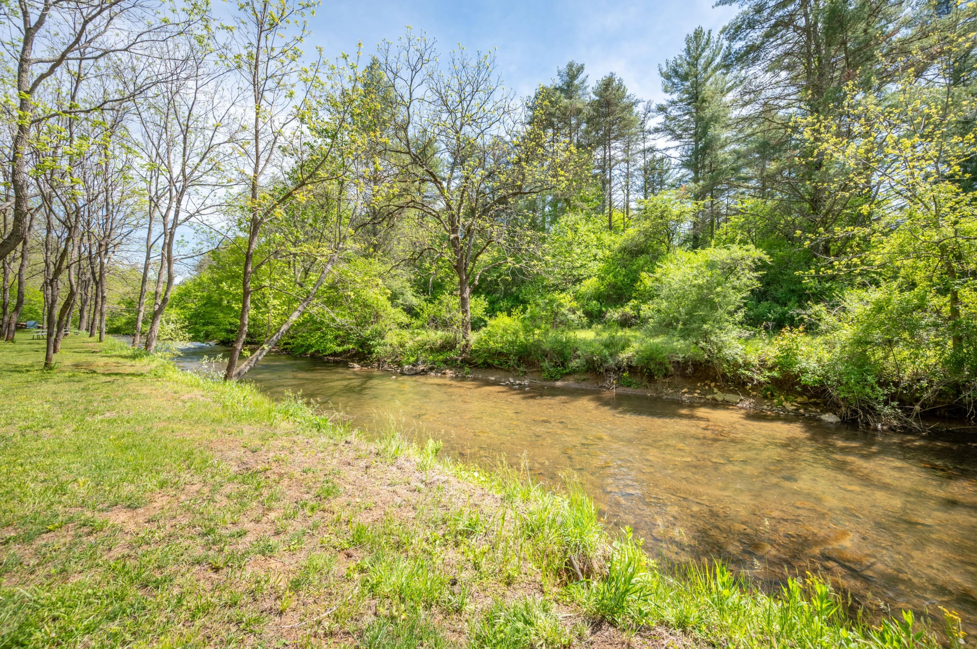 549 Burkes Ford RD - Photo 20