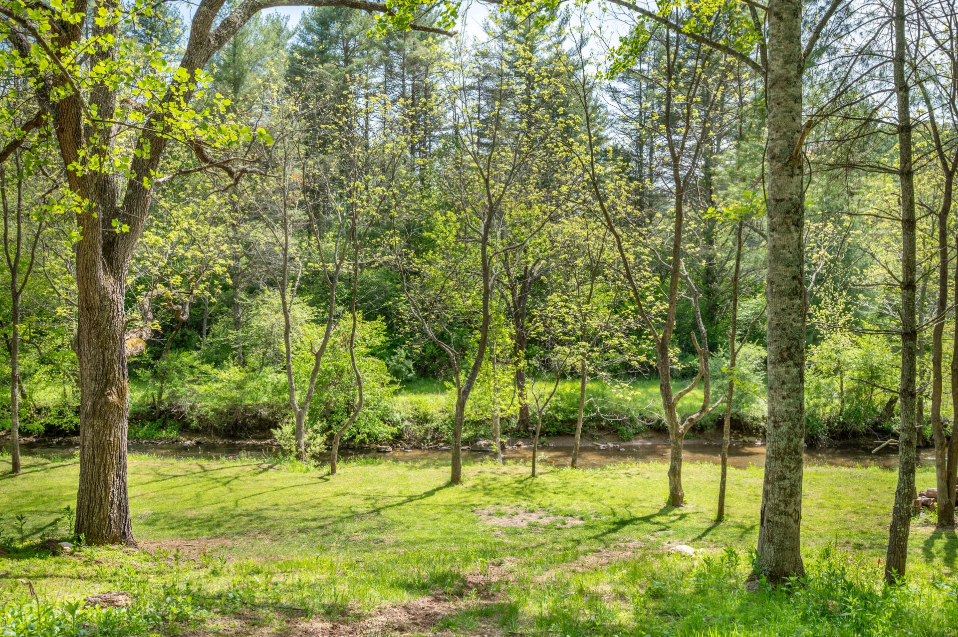 549 Burkes Ford RD - Photo 27