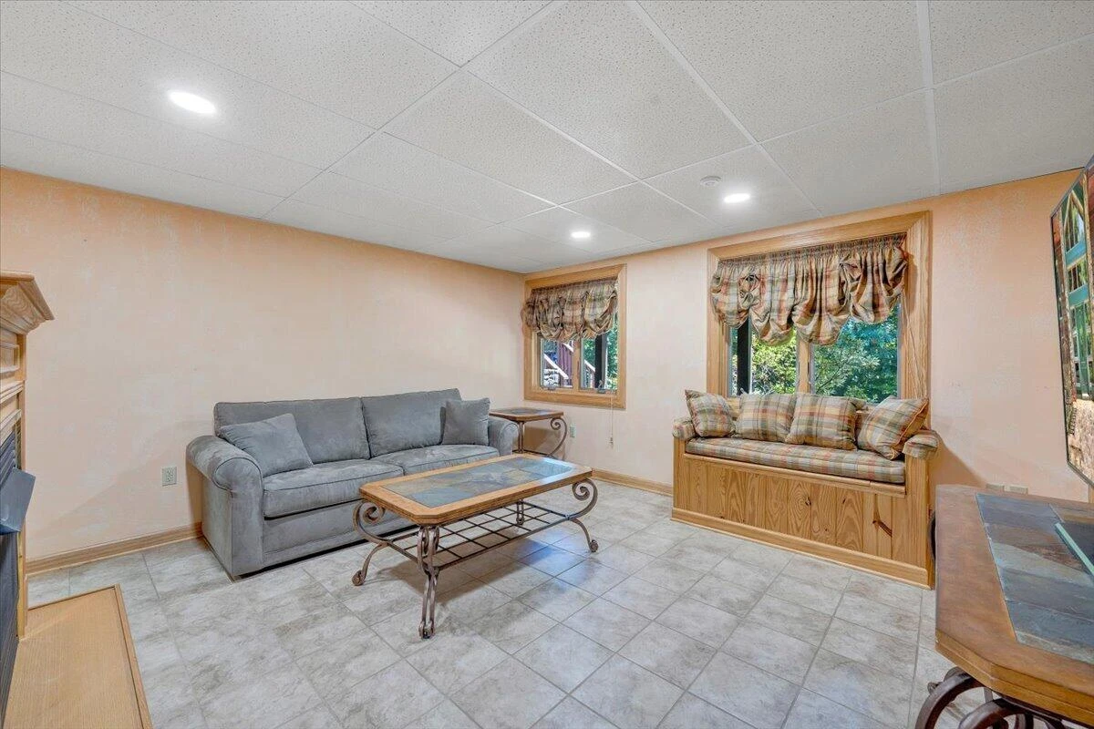 1272 Stoney WAY - Photo 44
