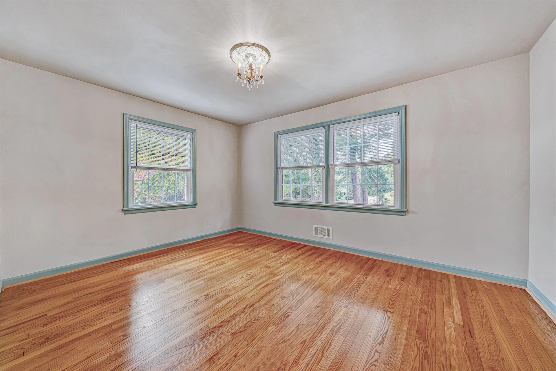1035 Clearfield RD SW - Photo 18