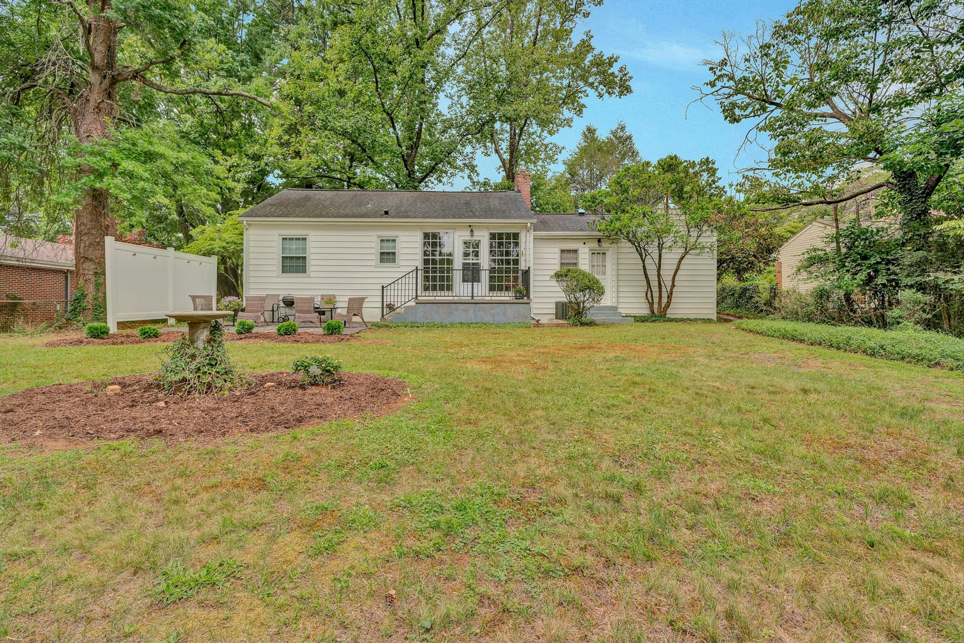 1035 Clearfield RD SW - Photo 32