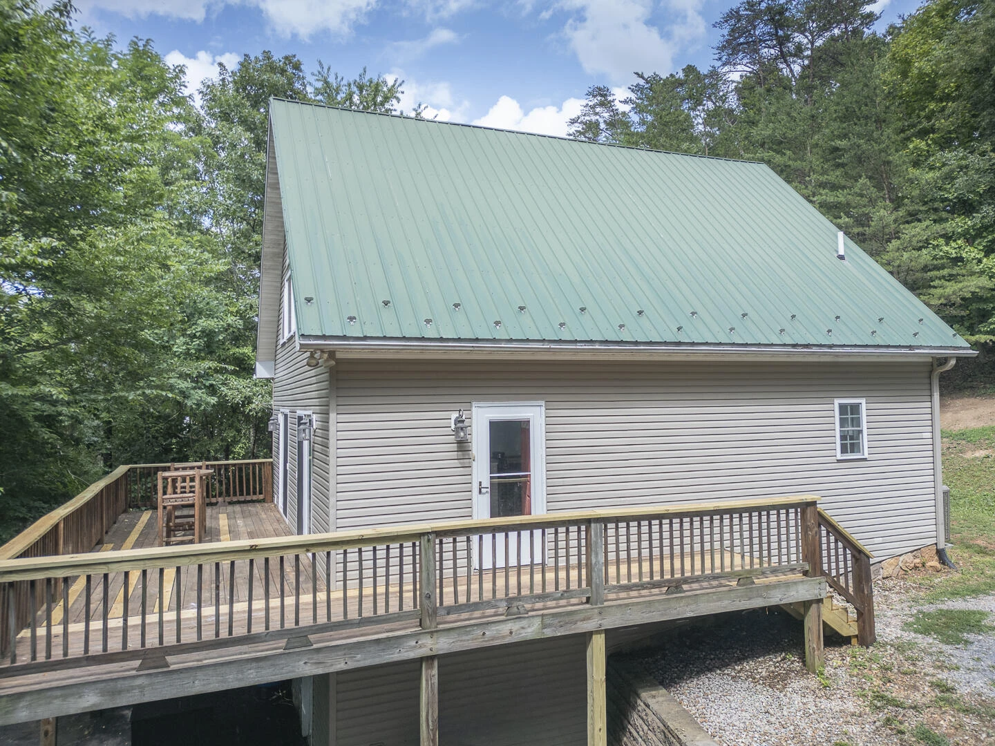 141 Chenault ST - Photo 3
