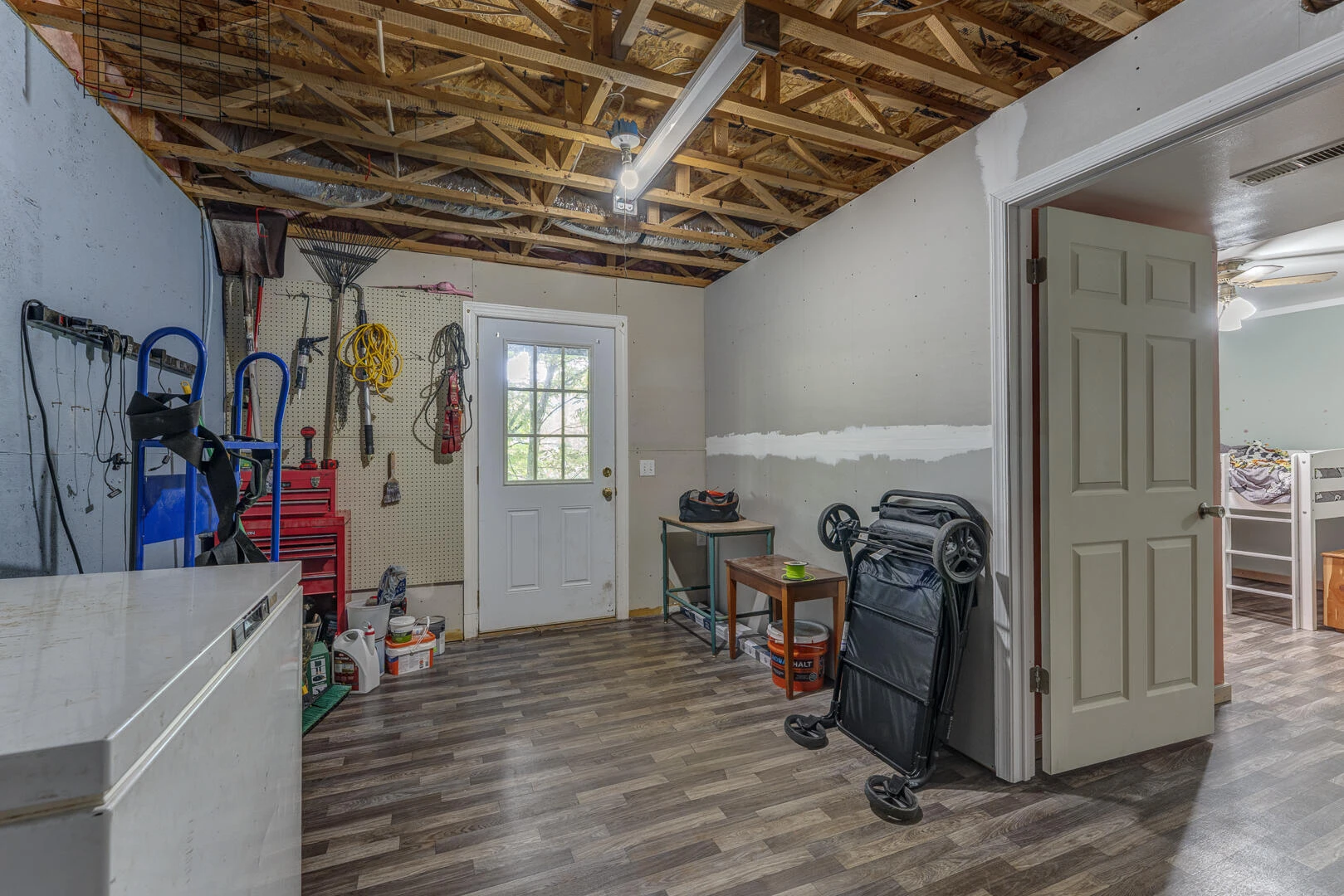 141 Chenault ST - Photo 31