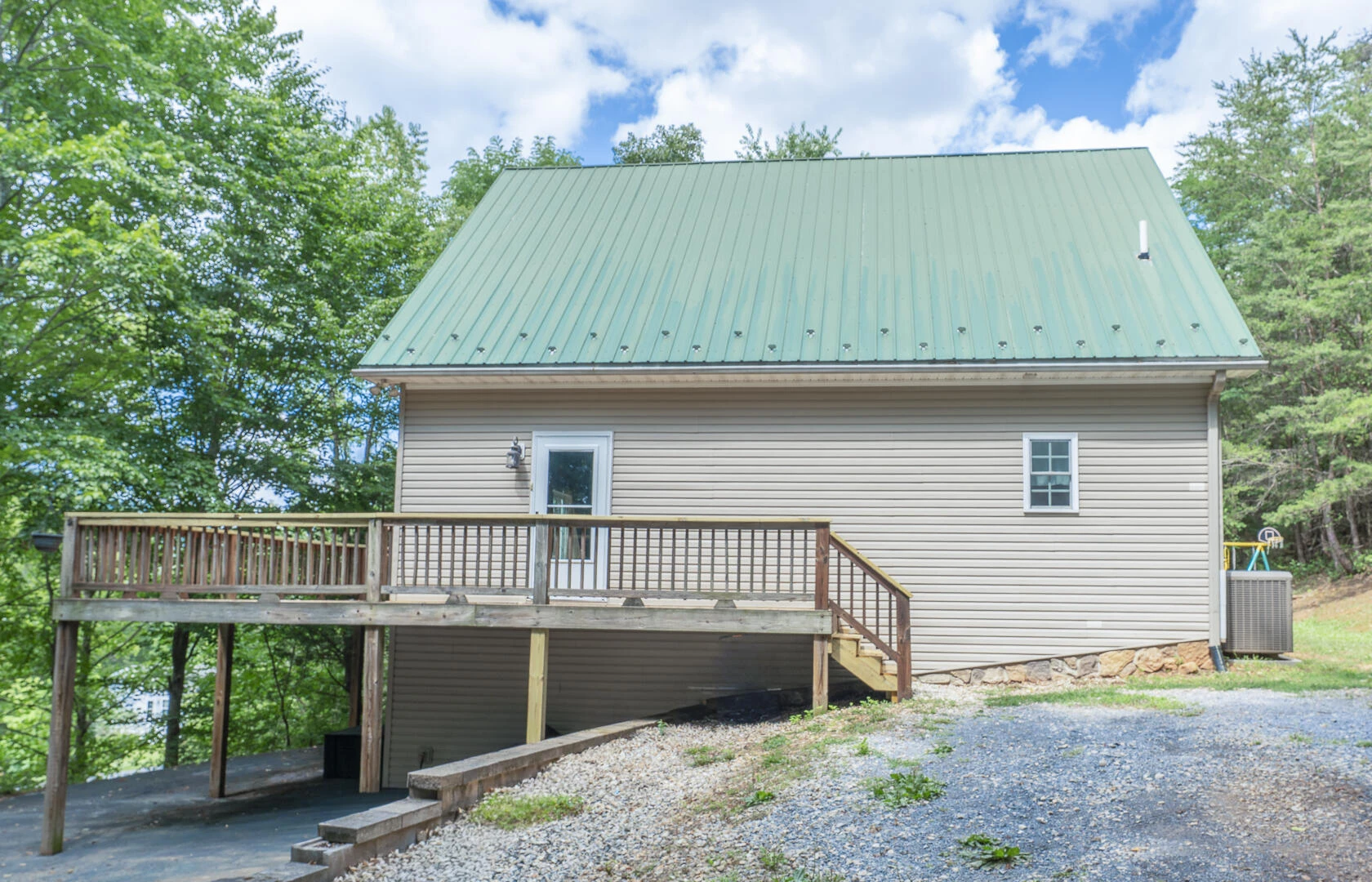 141 Chenault ST - Photo 36