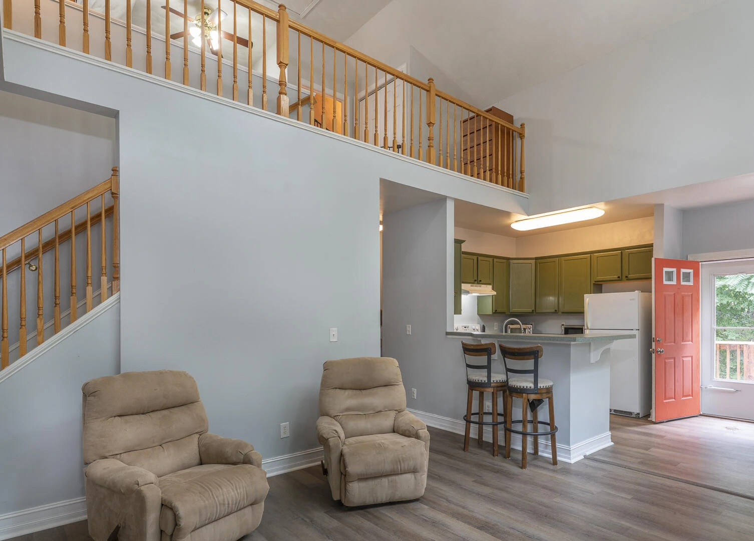 141 Chenault ST - Photo 5