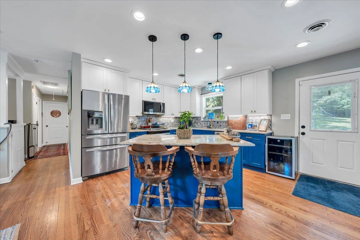 1901 Brookfield DR - Photo 12