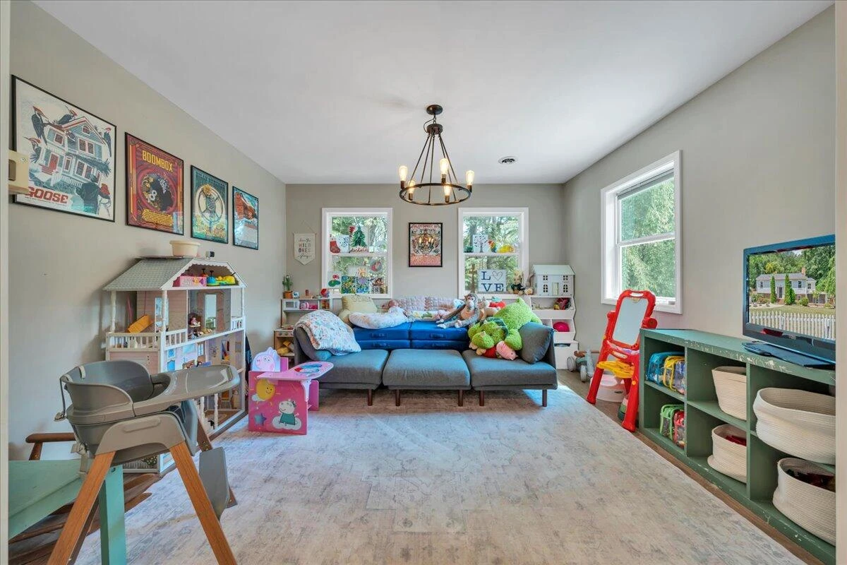 1901 Brookfield DR - Photo 16