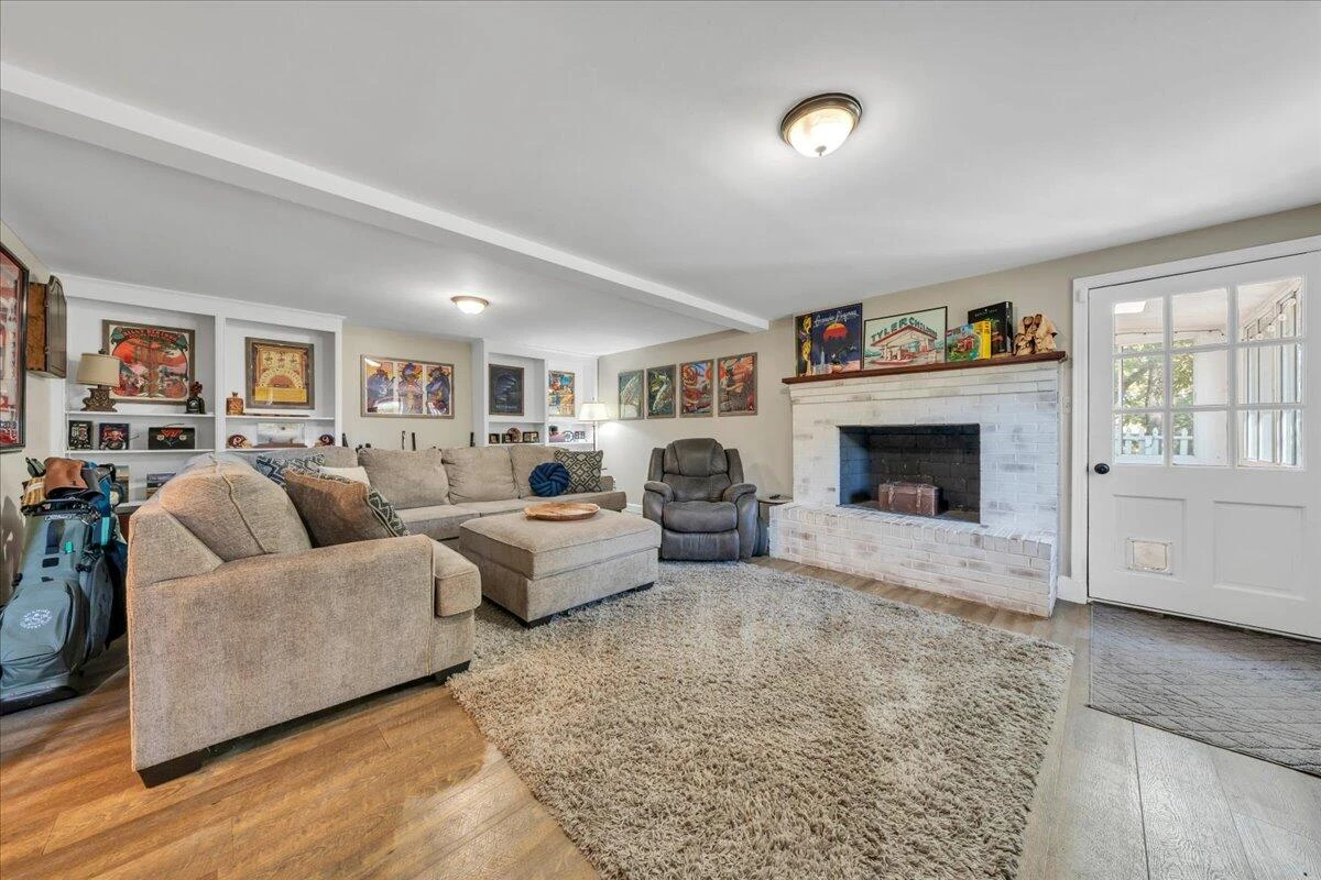 1901 Brookfield DR - Photo 23