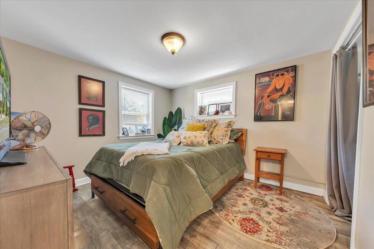 1901 Brookfield DR - Photo 25