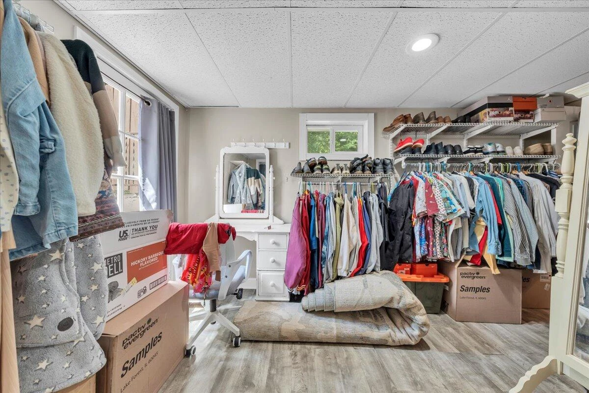 1901 Brookfield DR - Photo 29