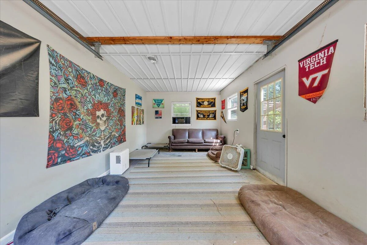 1901 Brookfield DR - Photo 31