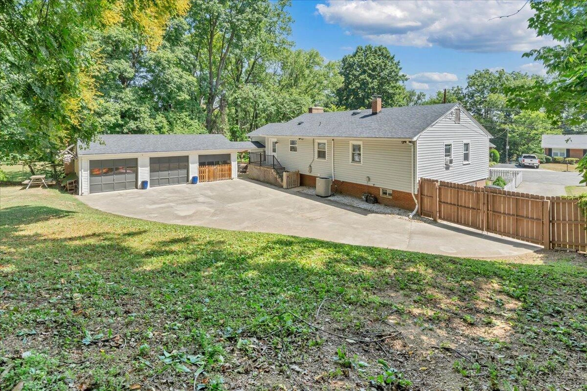 1901 Brookfield DR - Photo 41