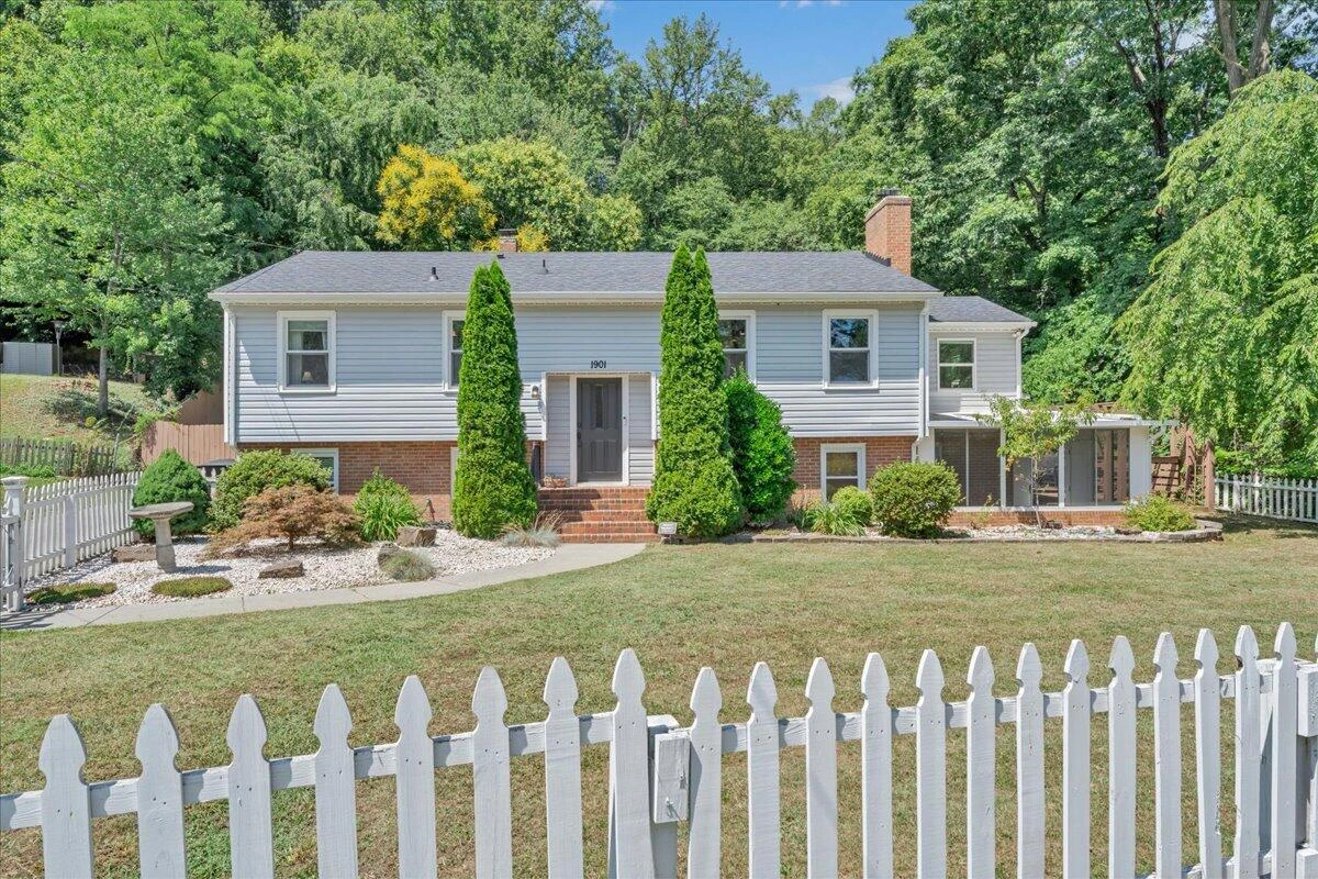 1901 Brookfield DR - Photo 44