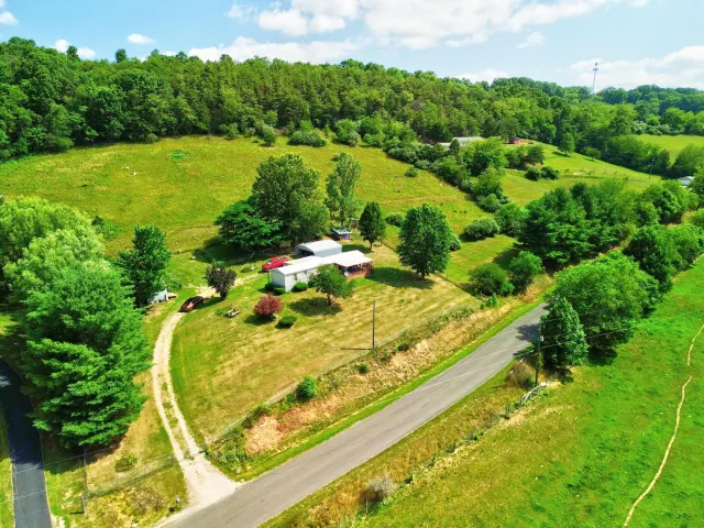6605 Izaak Walton League RD, Hiwassee, VA, 24347