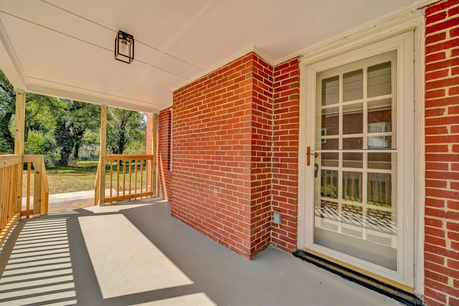 2610 Vancouver DR NW - Photo 19