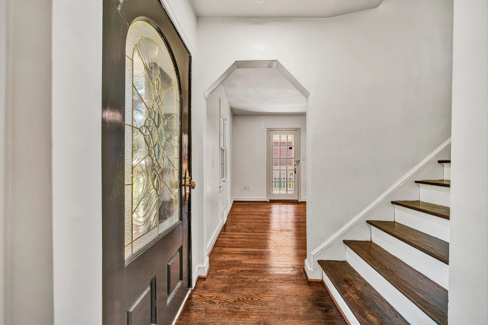 2610 Vancouver DR NW - Photo 5