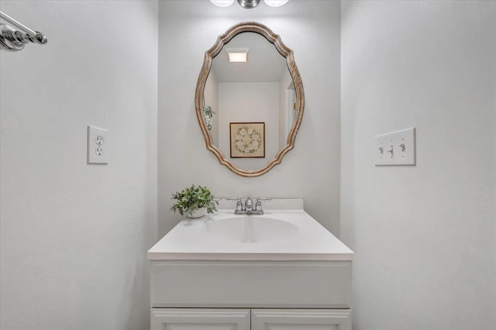 1138 Fallview DR - Photo 20