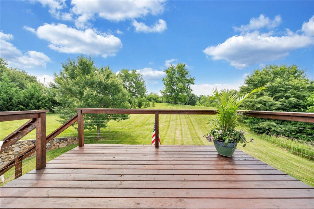 1138 Fallview DR - Photo 21