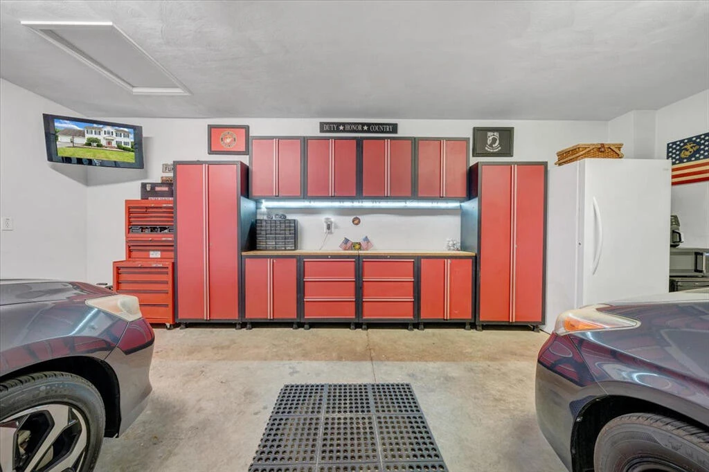 1138 Fallview DR - Photo 43