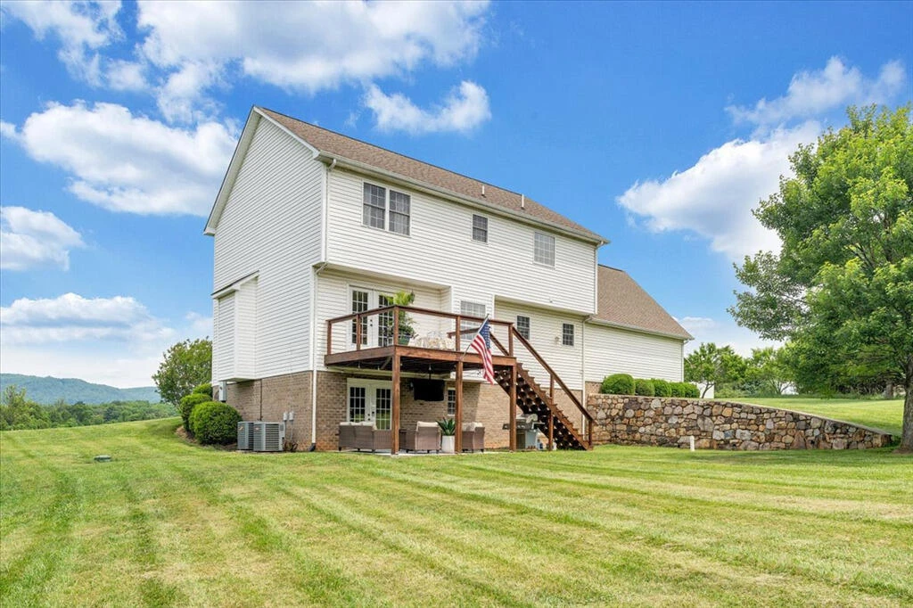 1138 Fallview DR - Photo 45