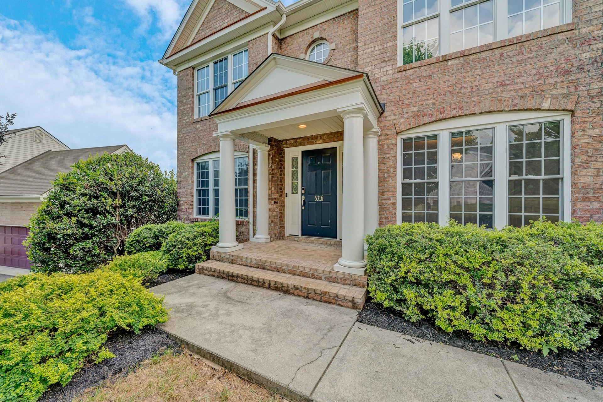 6316 Sandhurst DR - Photo 3