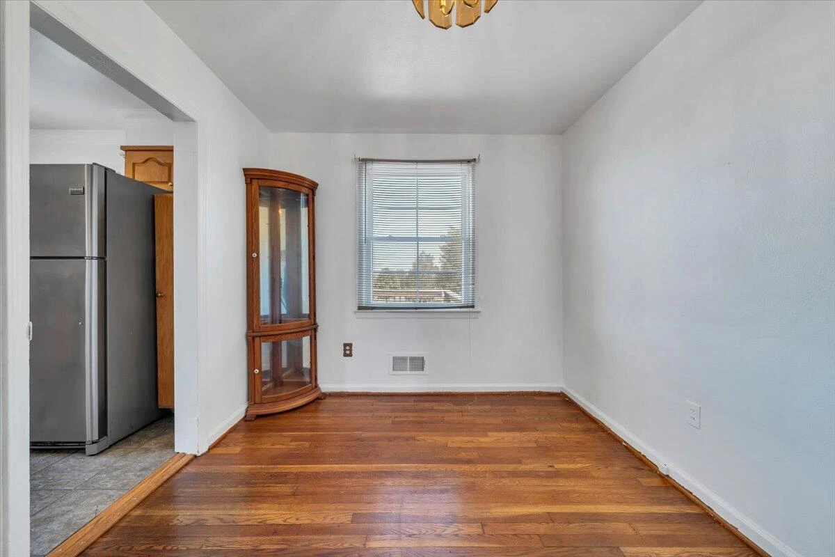 1331 Leon ST NW - Photo 11