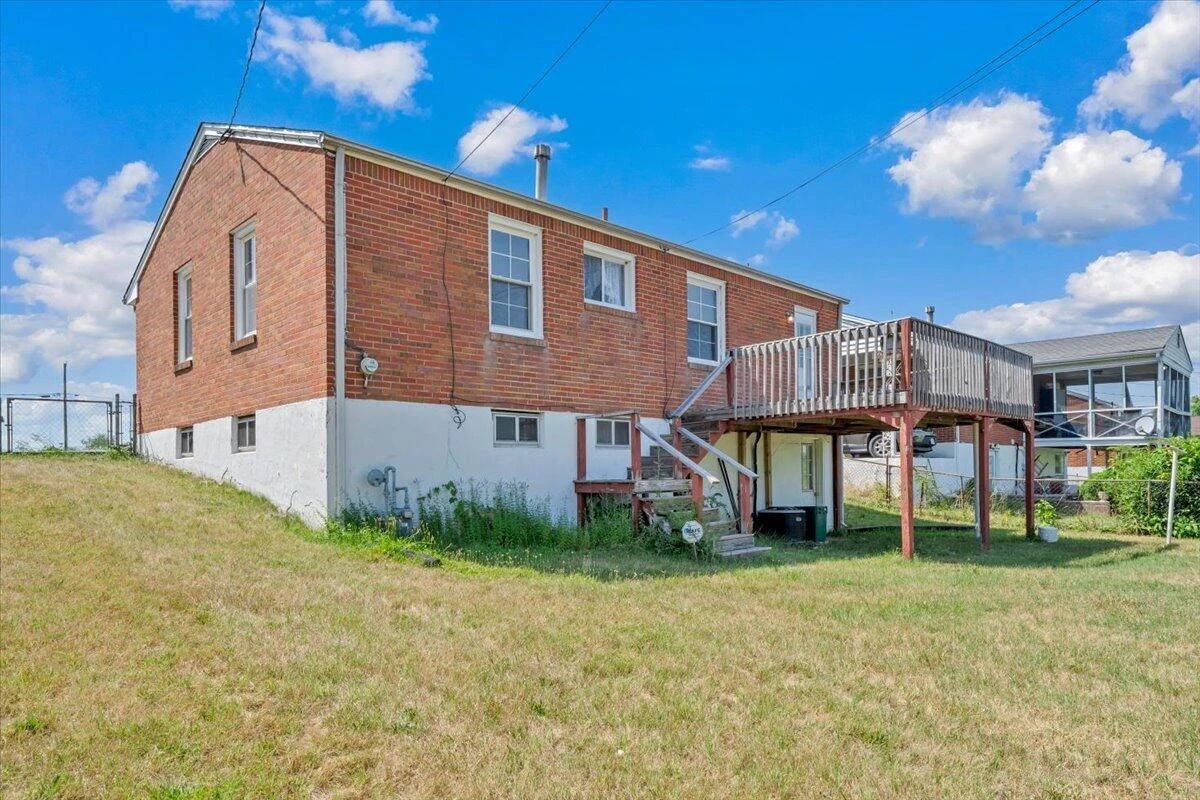 1331 Leon ST NW - Photo 29