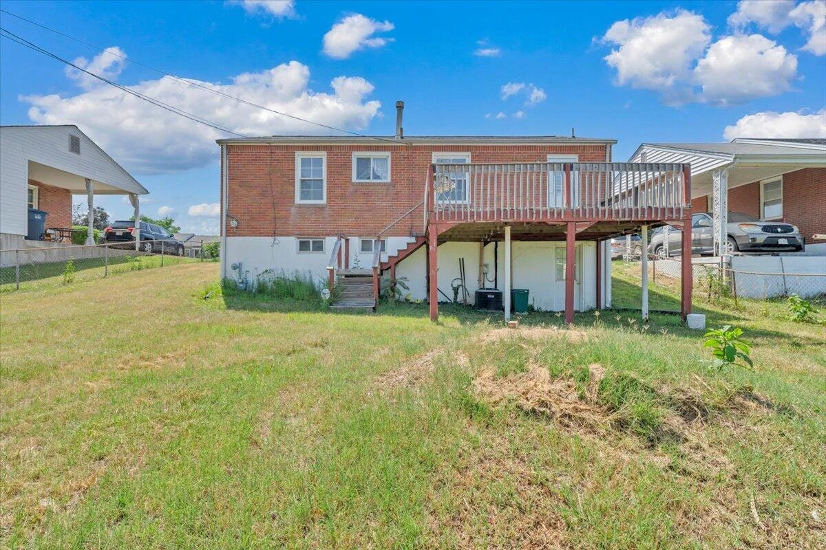 1331 Leon ST NW - Photo 31