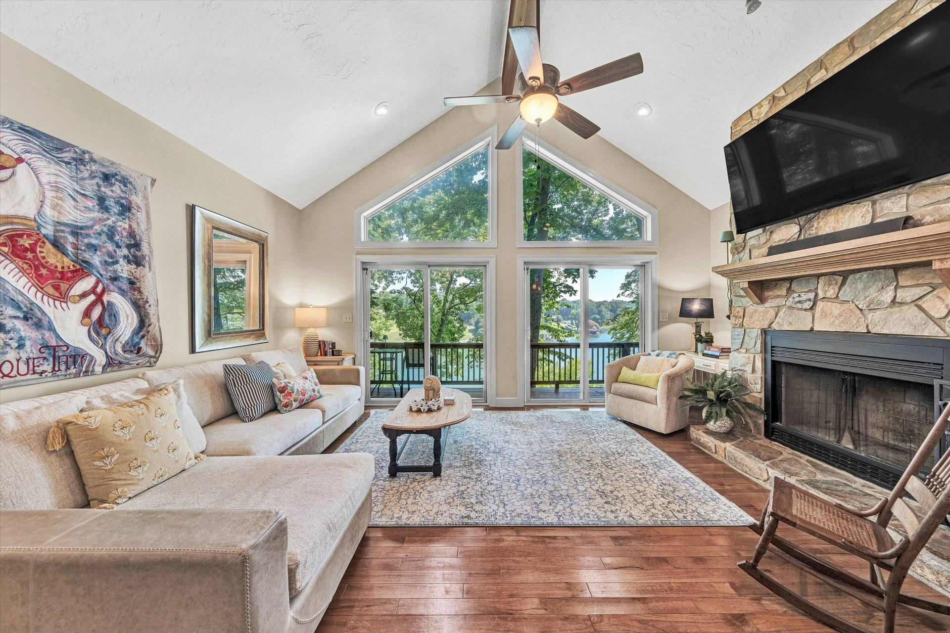 335 Lakecrest DR - Photo 12