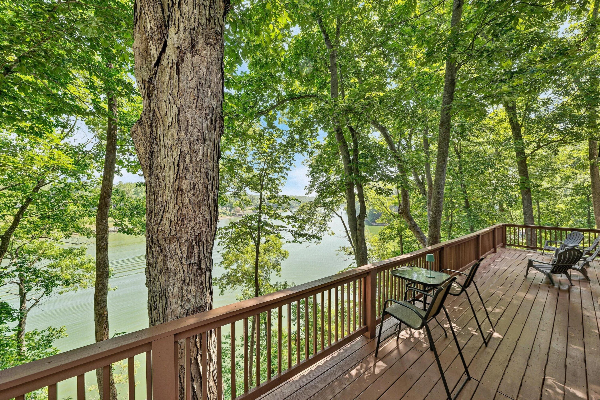 335 Lakecrest DR - Photo 30
