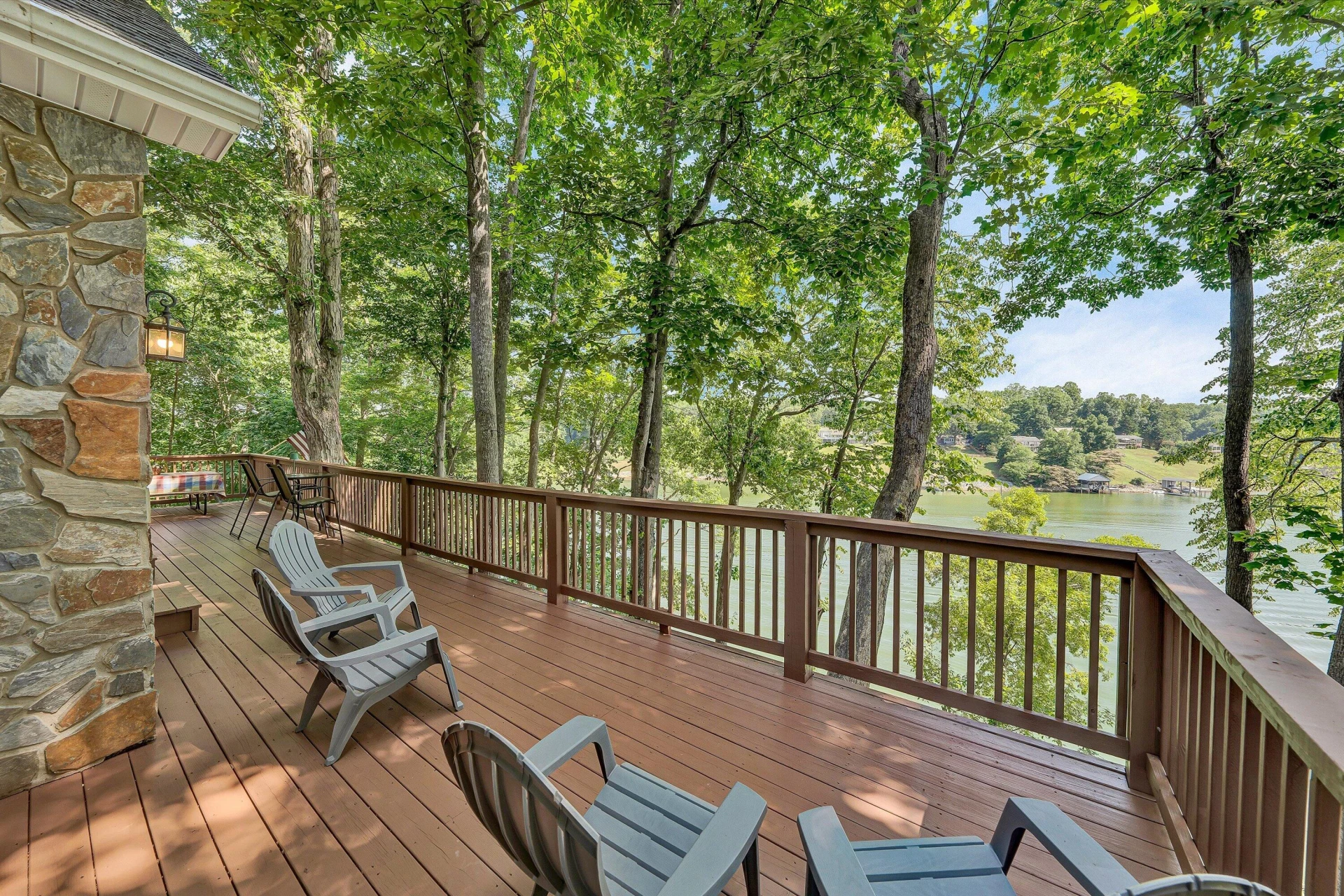 335 Lakecrest DR - Photo 31