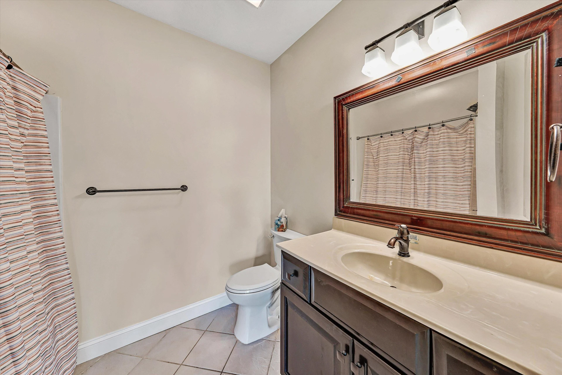 335 Lakecrest DR - Photo 42