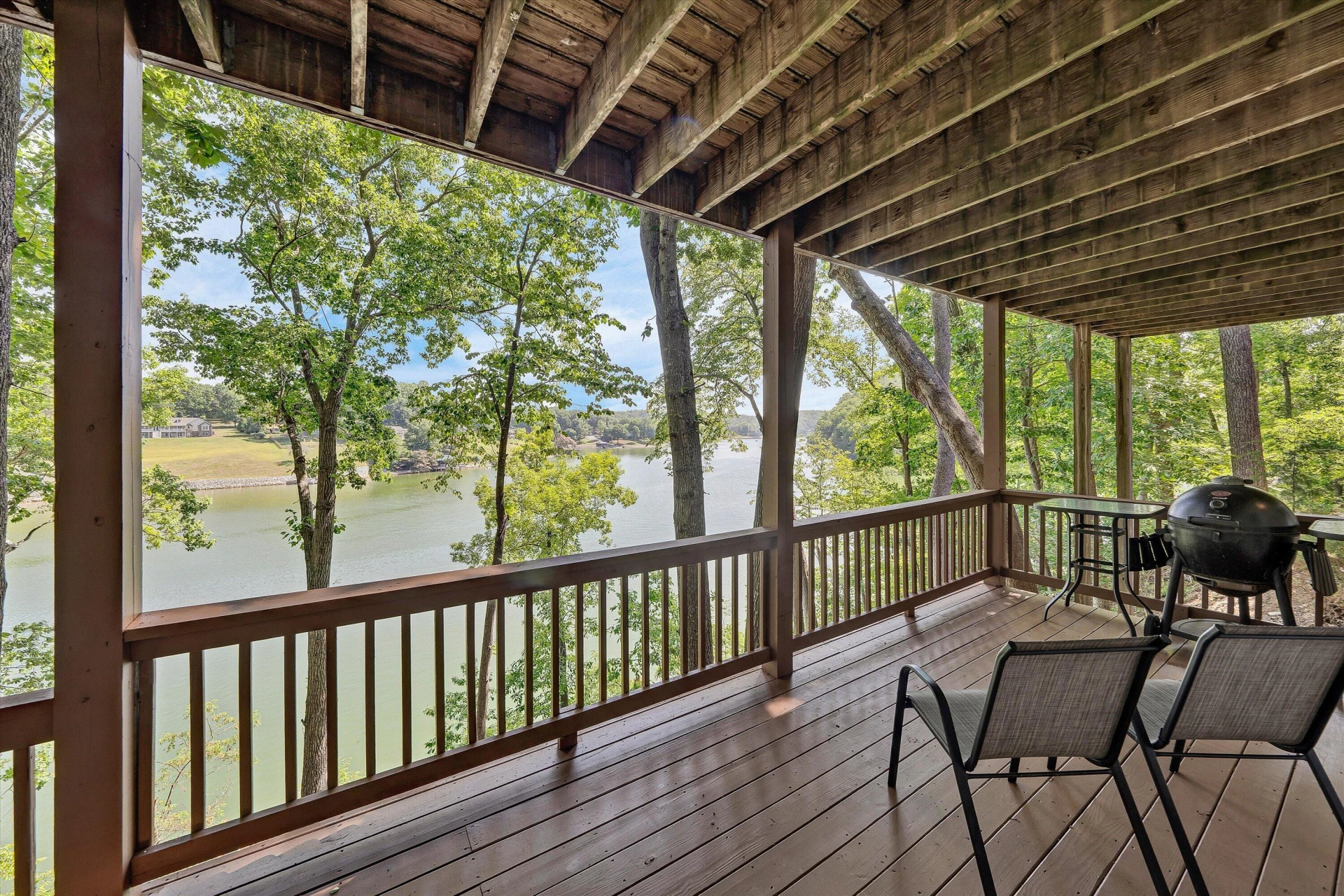335 Lakecrest DR - Photo 45