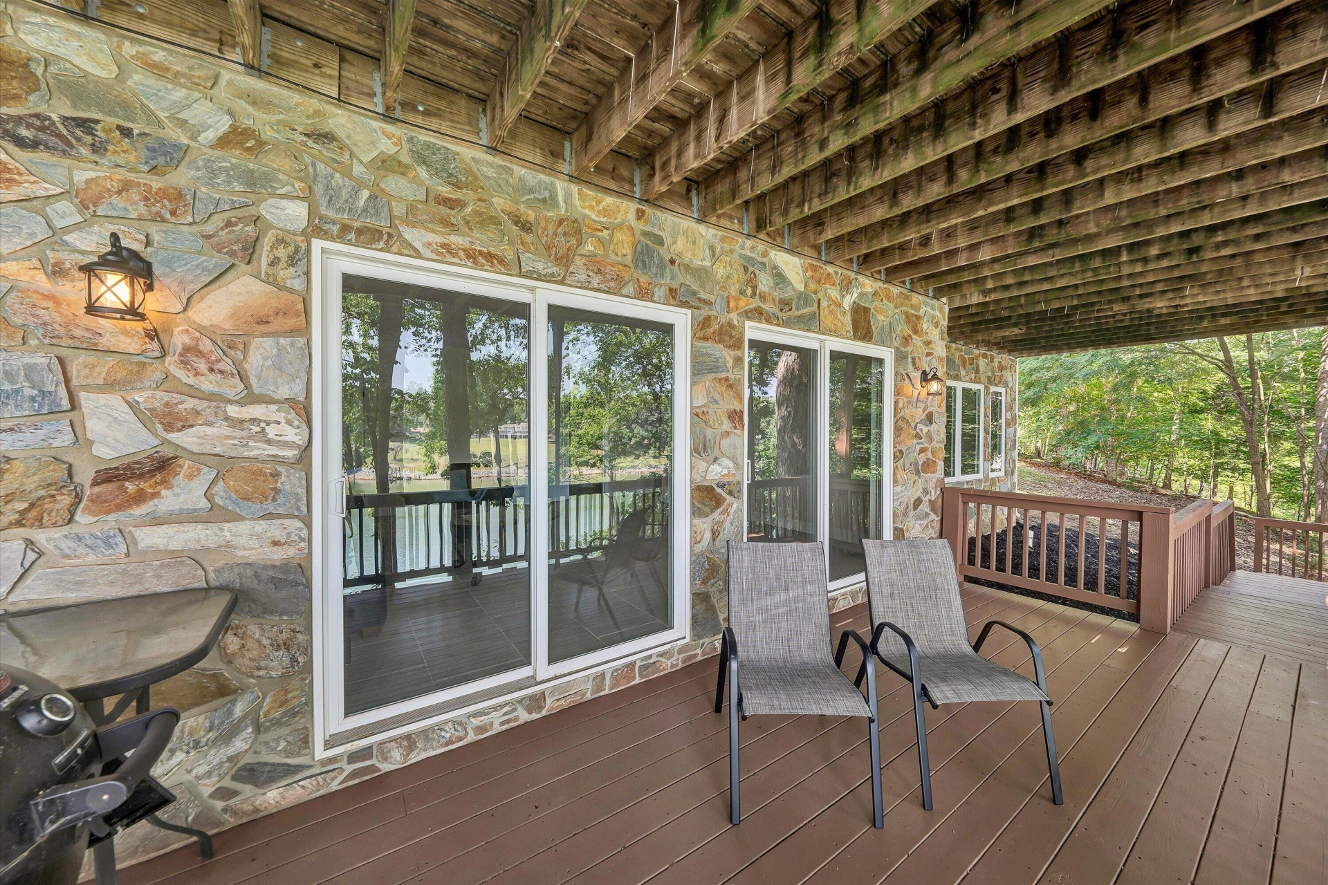 335 Lakecrest DR - Photo 46