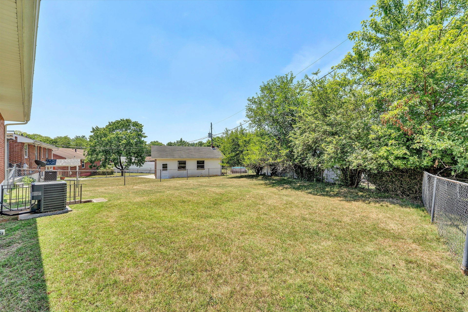 172 Tampa DR - Photo 23