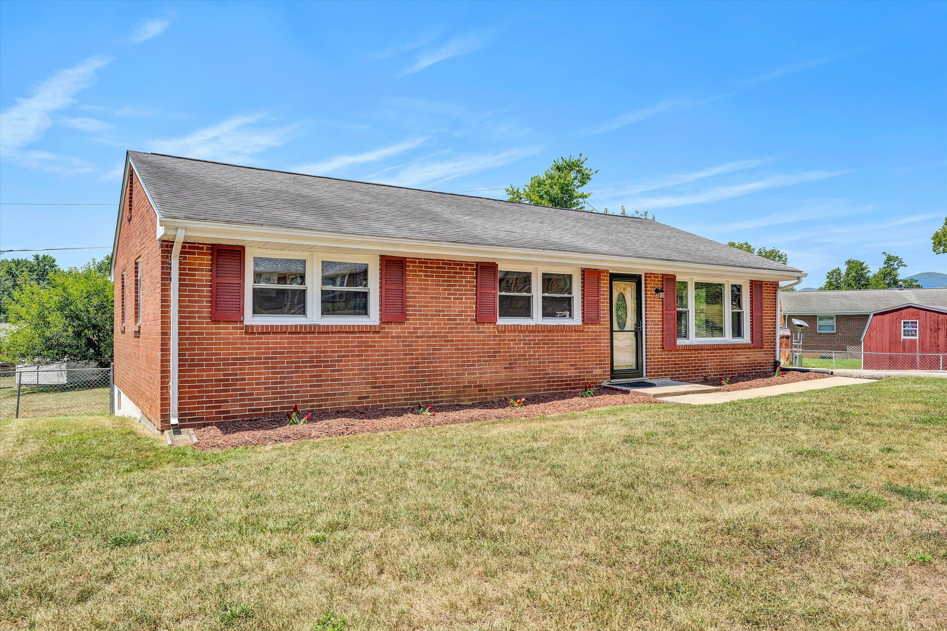 172 Tampa DR - Photo 3