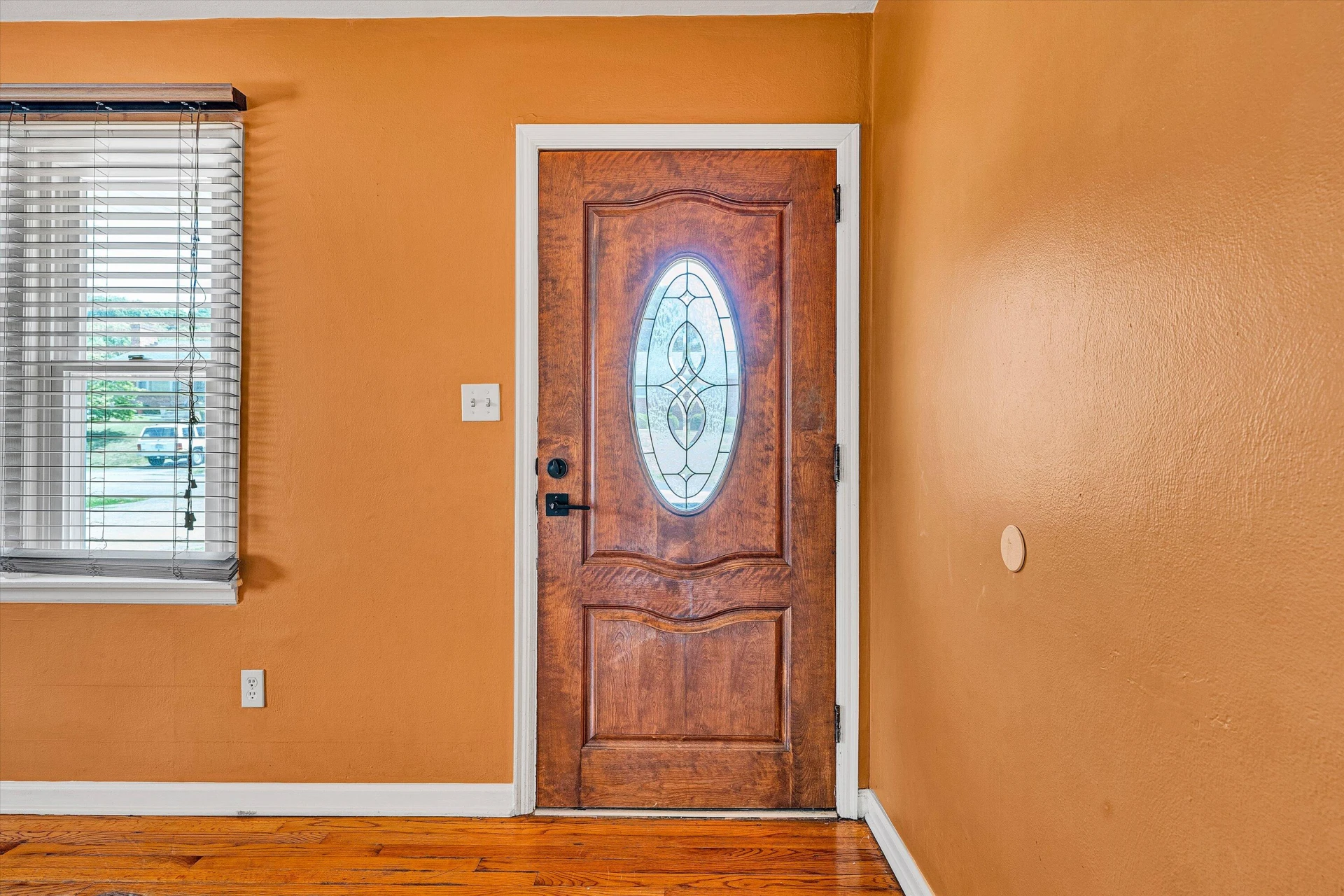 172 Tampa DR - Photo 5