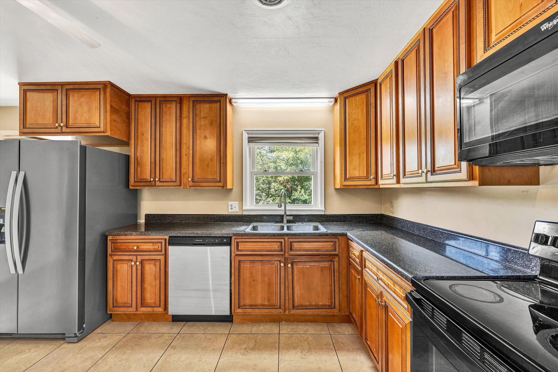 172 Tampa DR - Photo 8