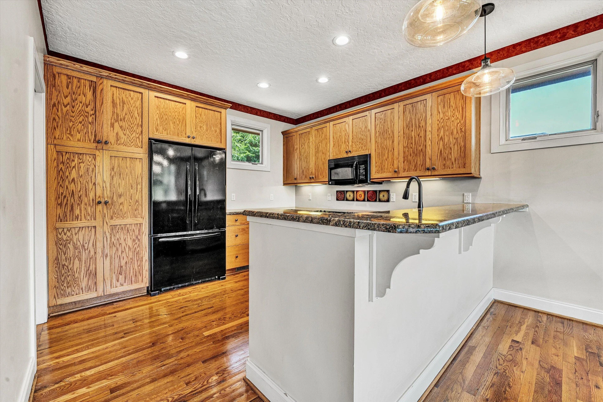 209 Park Shores CIR - Photo 8