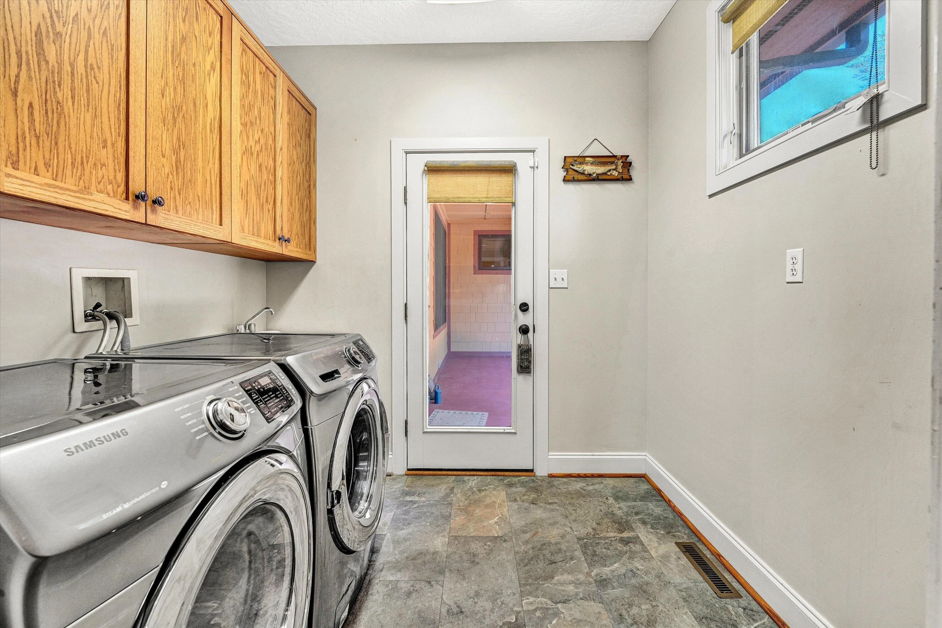 209 Park Shores CIR - Photo 10