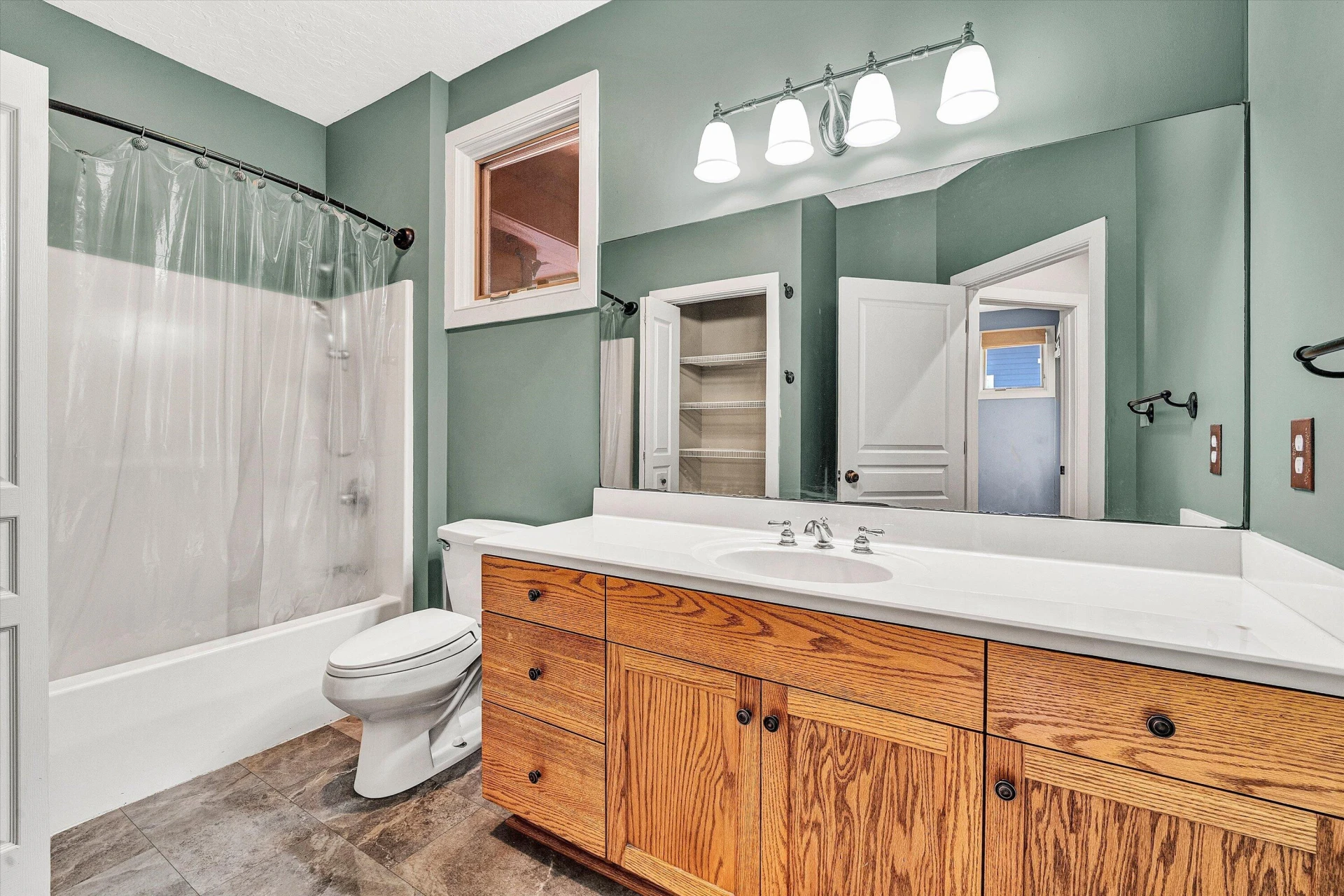 209 Park Shores CIR - Photo 17