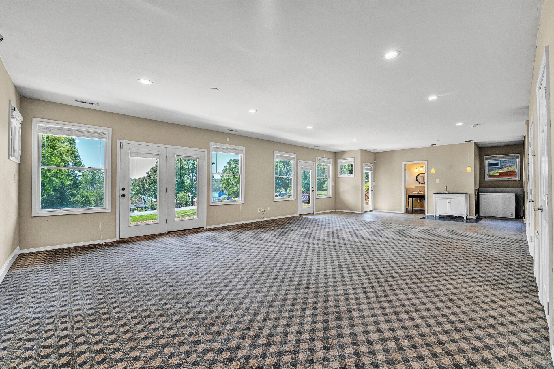 209 Park Shores CIR - Photo 23