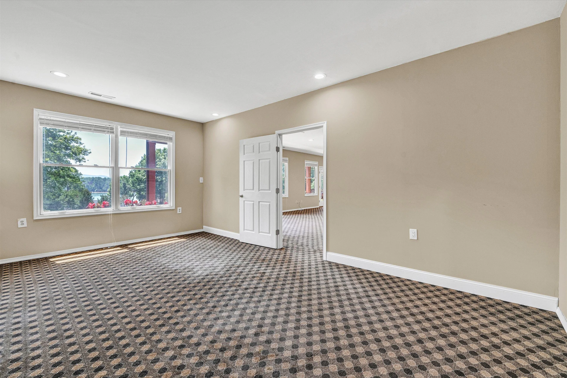 209 Park Shores CIR - Photo 27