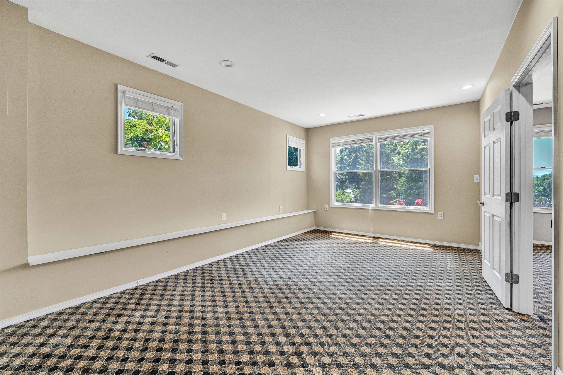 209 Park Shores CIR - Photo 28